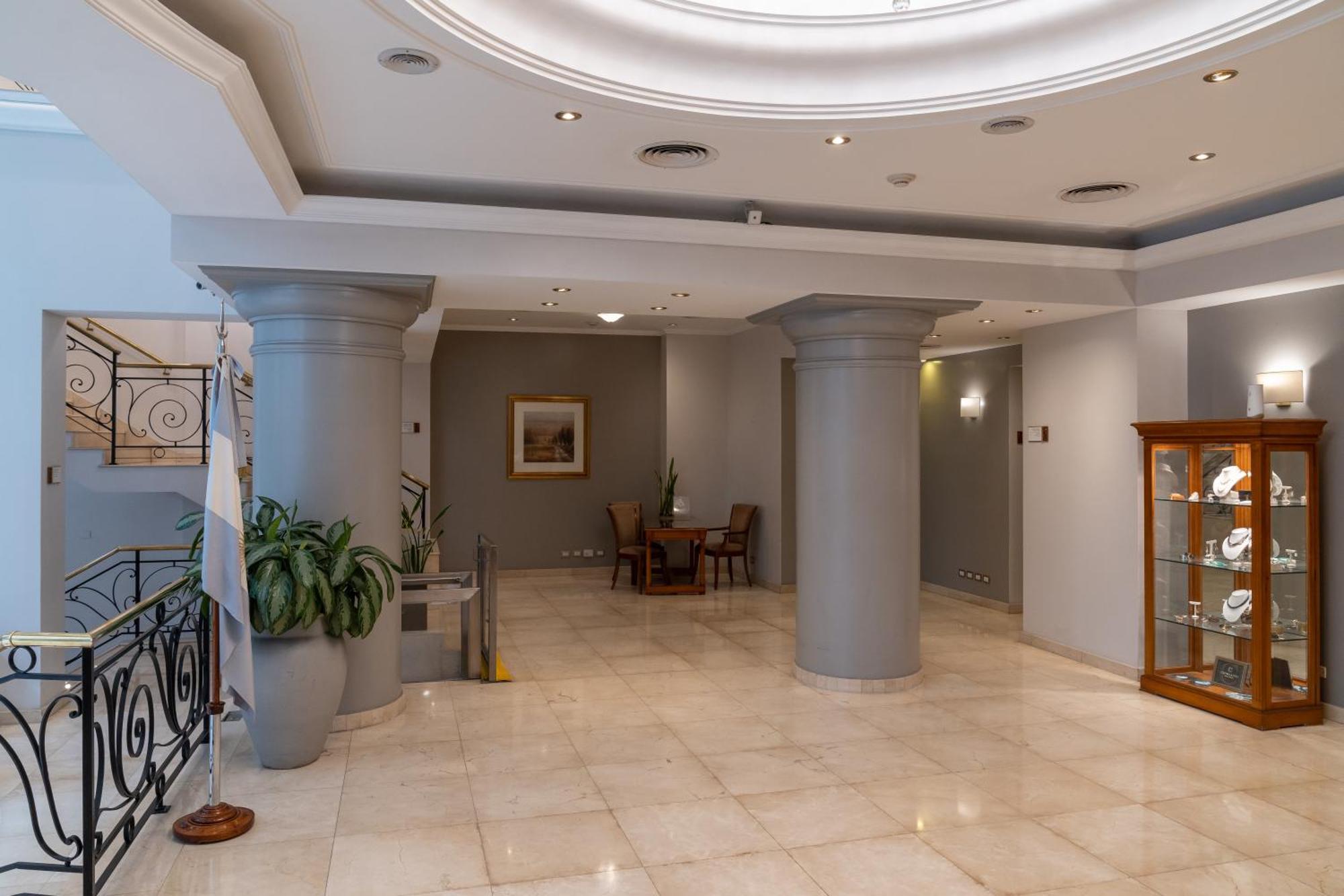 Hotel Intersur Recoleta Buenos Aires Exterior foto